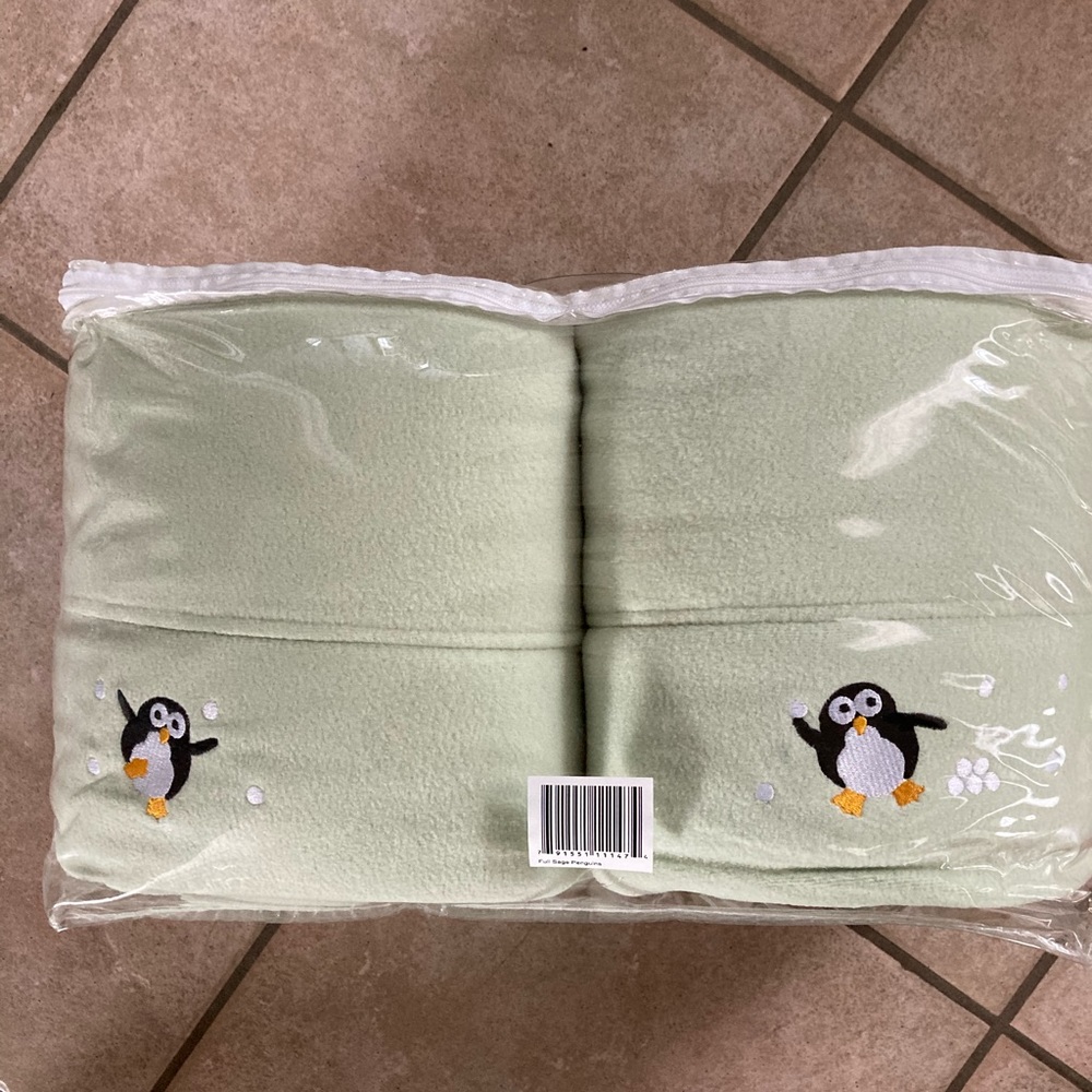 Sheet Set Brand New Full-Sized Polar Fleece